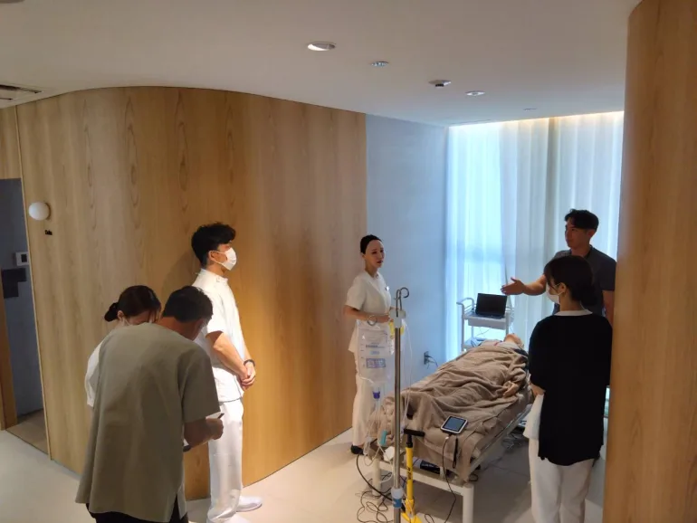 診療室で行ったチーム蘇生のシミュレーション実習